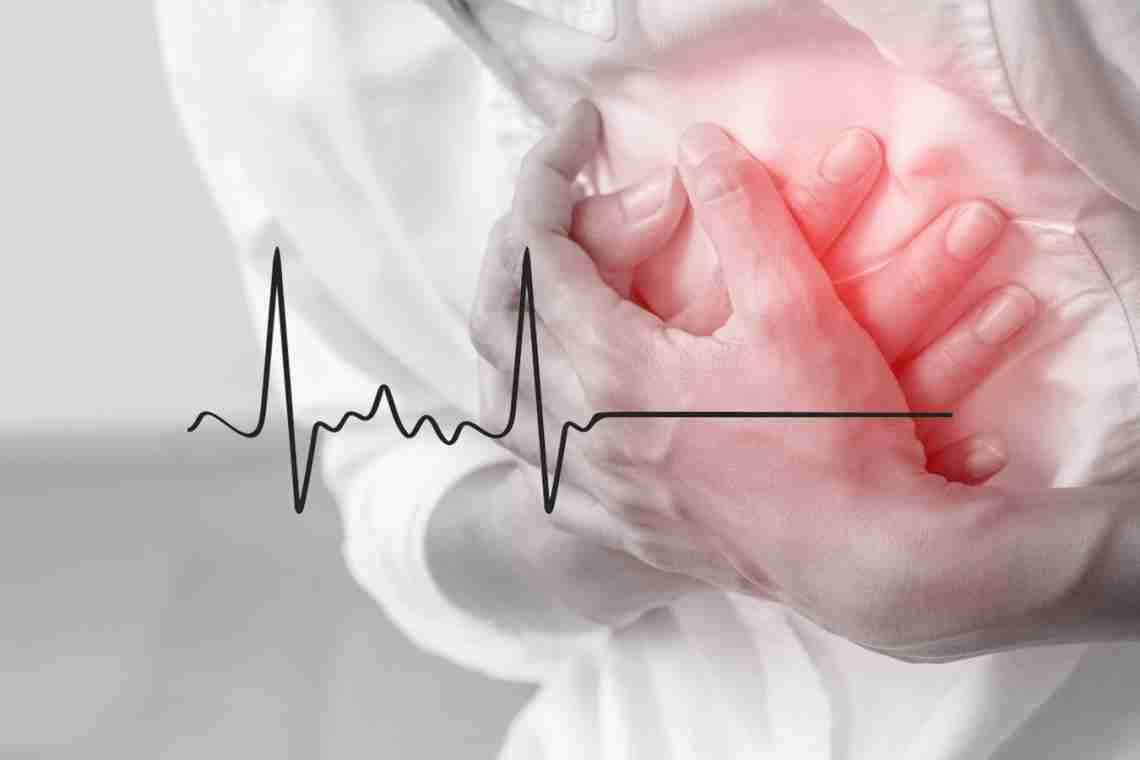 Появилось сильное сердцебиение. Что делать и как успокоить сердце?