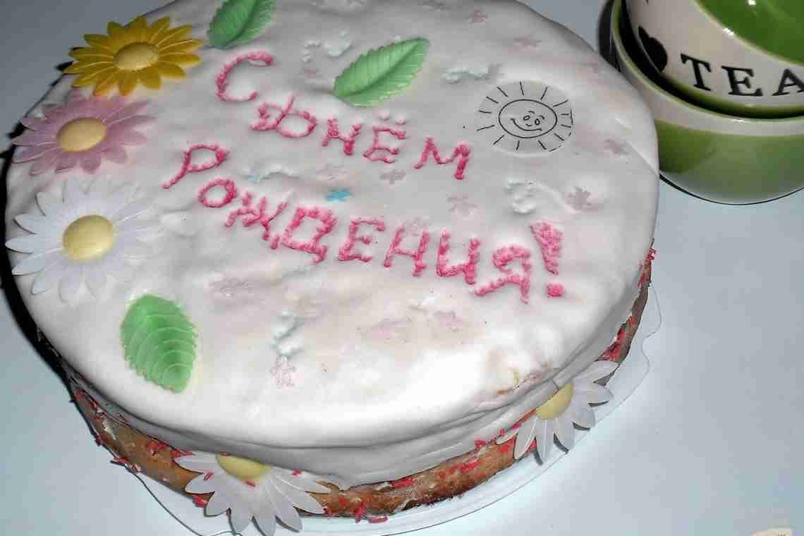 Печем торты на день рождения ребенка своими руками: вкусные рецепты