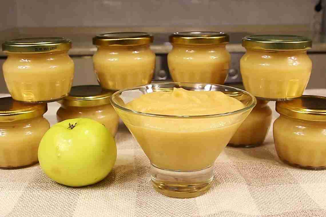 Детская кухня: рецепт яблочного пюре на зиму со сгущенкой