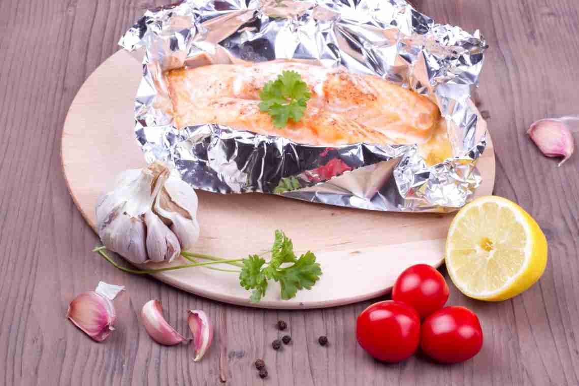 Как приготовить лосося в духовке в фольге: рецепты и секреты