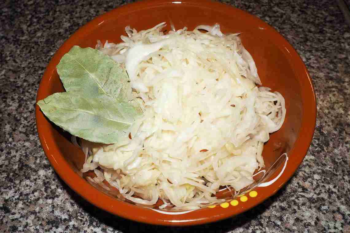 Заготовки вкусные и полезные: квашеная капуста без соли, рецепт за рецептом