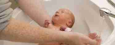 Что важно знать молодой маме о купании: температура воды для купания новорожденных