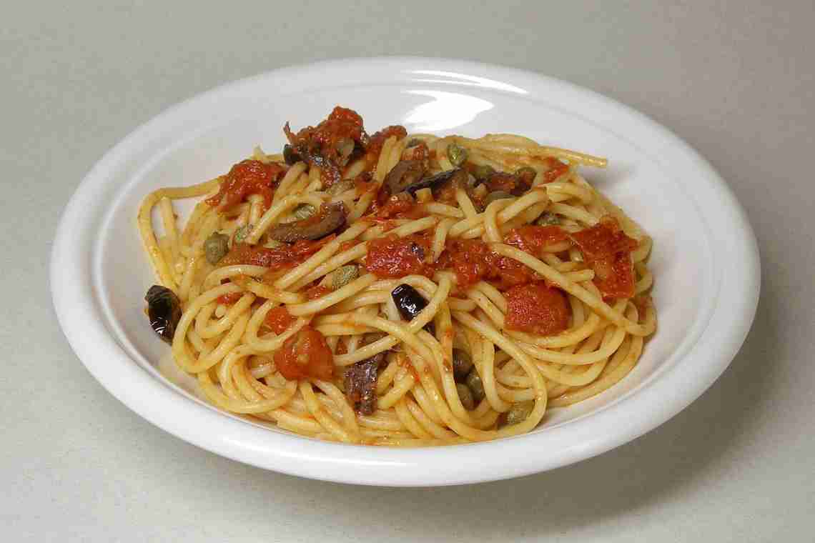 Как приготовить спагетти с помидорами и сулугуни