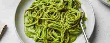 Как приготовить спагетти со шпинатно-творожным соусом?