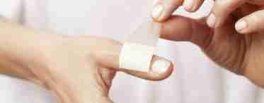 Как остановить кровь из пальца? Препараты при порезах и ранах