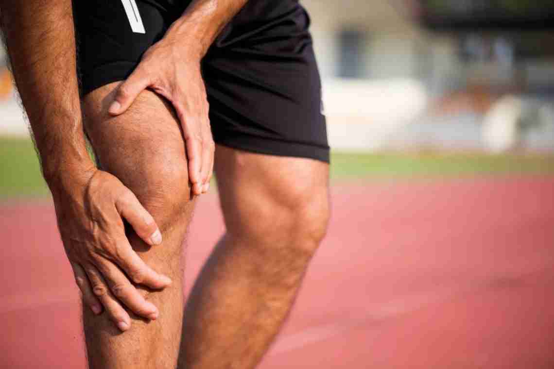 Почему после бега колено болит