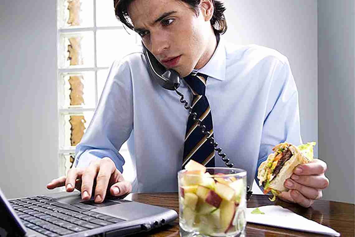 2 причины не обедать на рабочем месте
