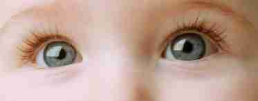 Почему меняется цвет глаз у младенца
