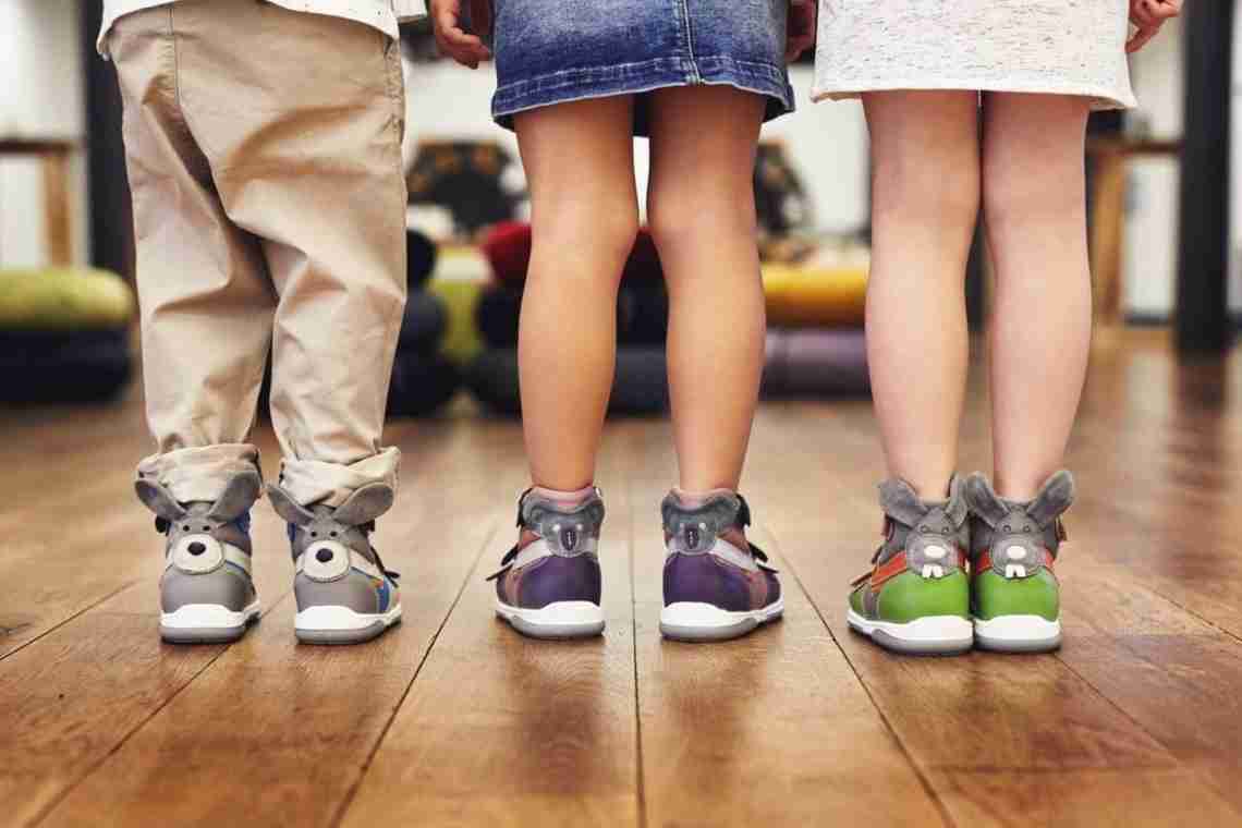 Как выбрать спортивную детскую обувь