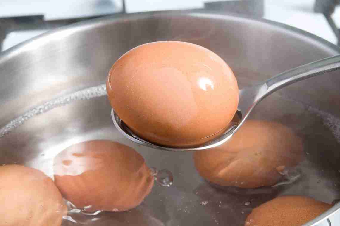 Как сварить яйца в пароварке