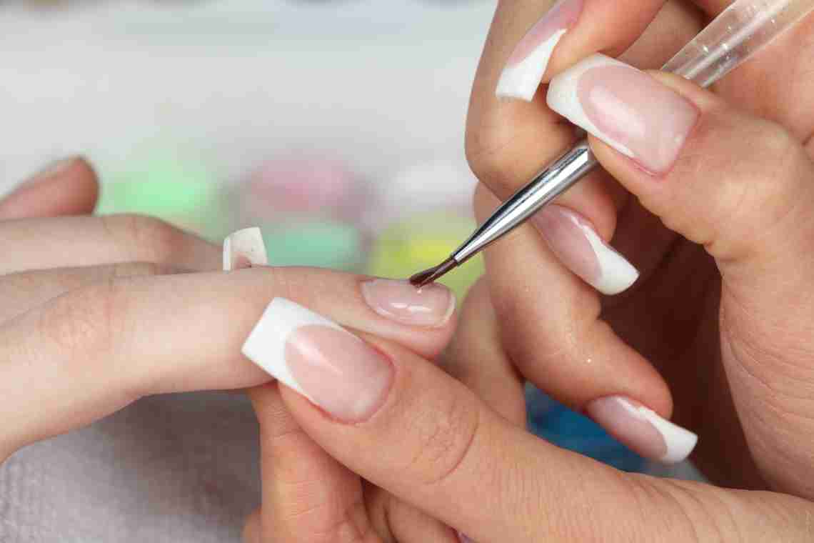 Технологія нарощування нігтів акрилом