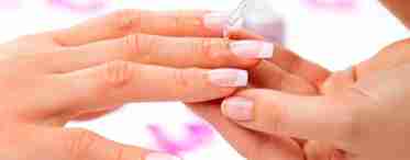 Переваги та недоліки гелевих нігтів