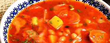 Пісний томатний суп з фасіллю