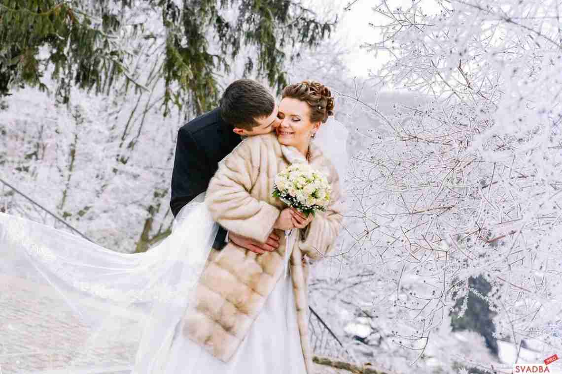 Весілля в грудні: магія зими і святкова атмосфера
