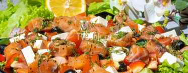 Грецький салат з пекінською капустою