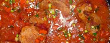 Бамія з овочами в томатному соусі